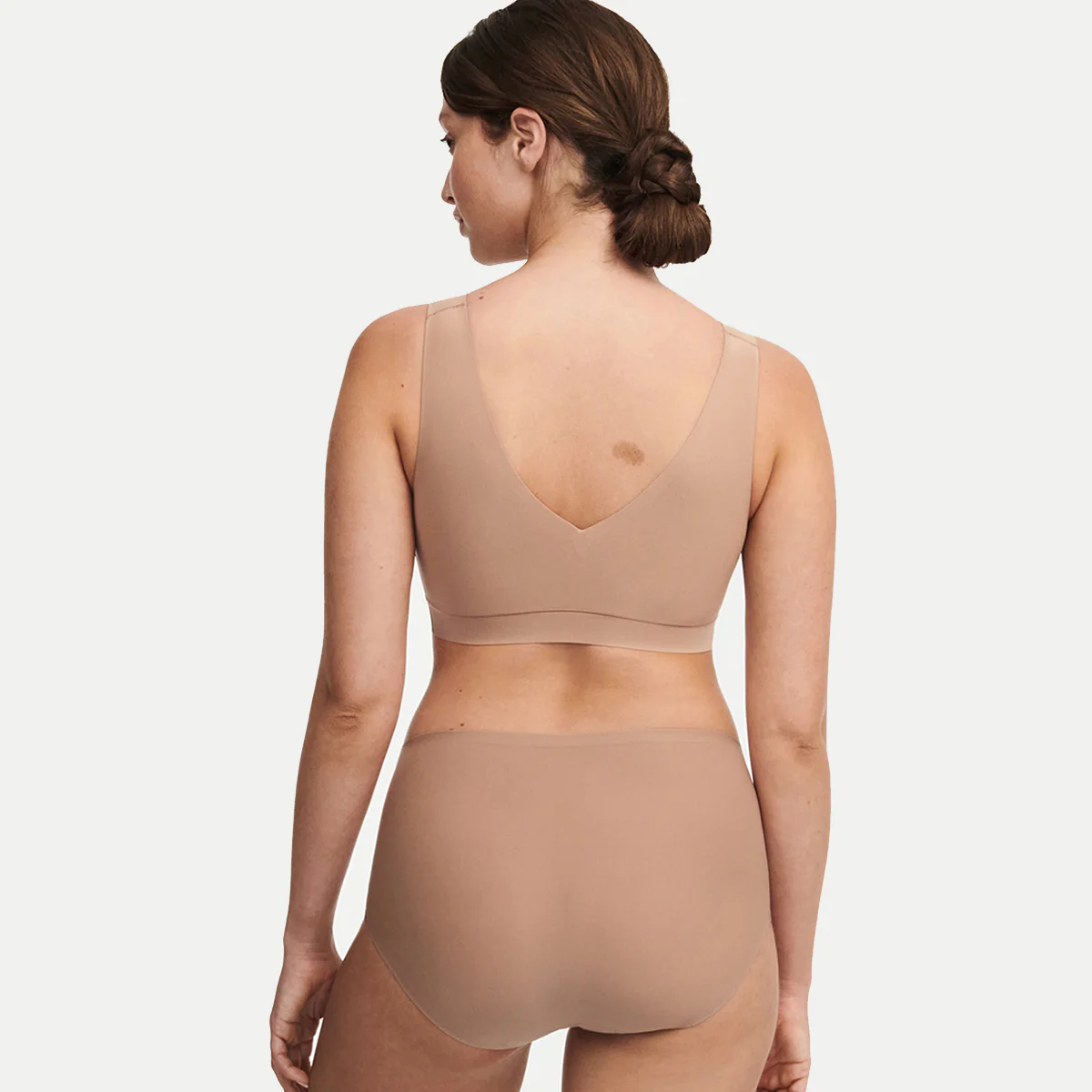 Chantelle SoftStretch Padded brassière, beige – Image 6