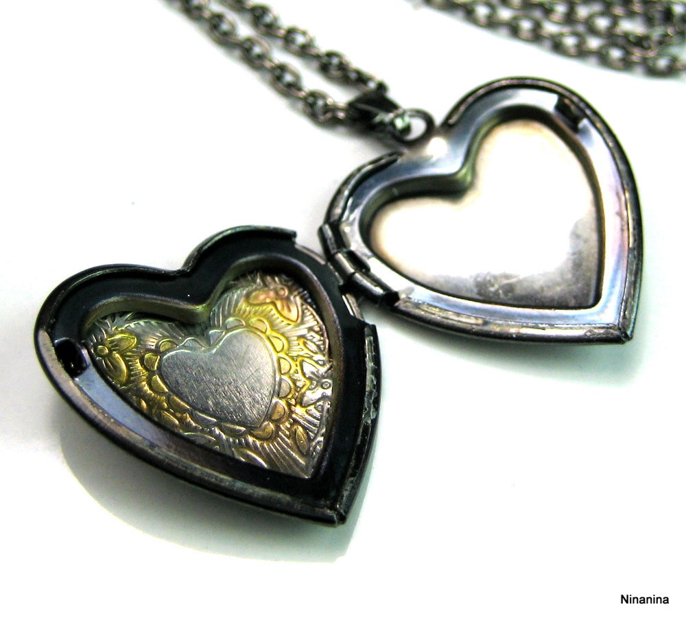 Collier Chaine coeur porte photo métal noir – Image 6