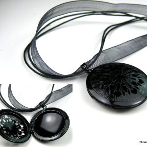 Collier cordon organza porte photo