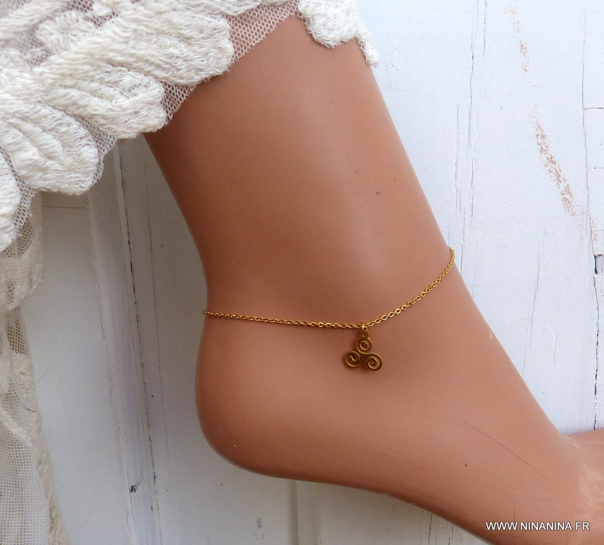 Bracelet Acier inoxydable doré pendentif triskel – Image 6