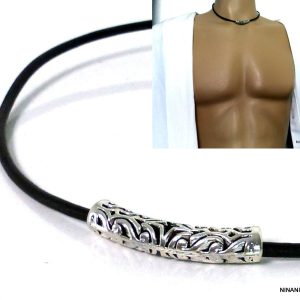 Collier homme cordon cuir tube métal argenté