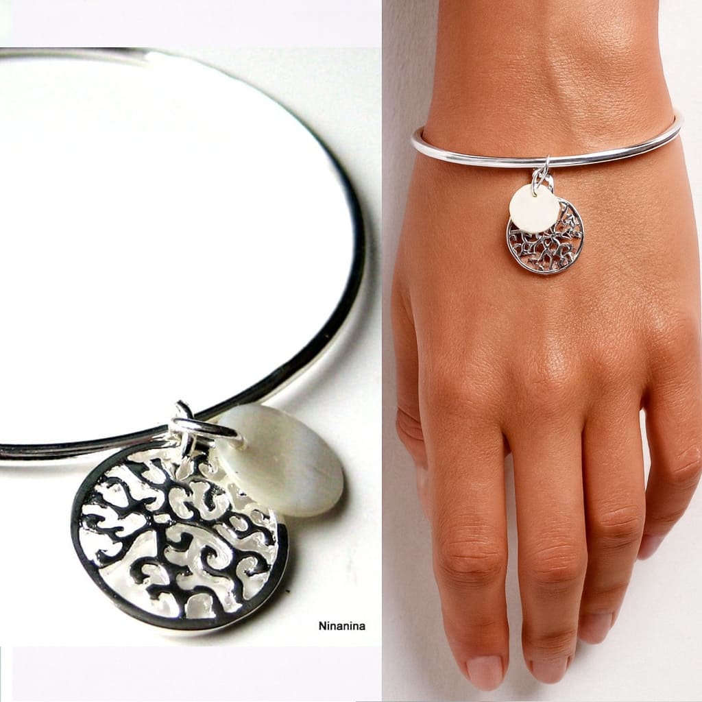 Bracelet Jonc Fermé Femme en Argent Plaqué avec Pendentif Rond et Nacre Blanche