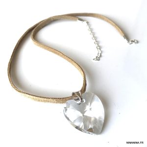 Pendentif coeur swarovski blanc collier cordon daim