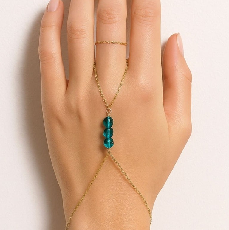 Bague et Bracelet Swarovski doré – Chaine de main artisanale plaqué or cristal mauve ou bleu zircon – Image 5