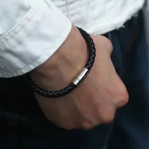 Bracelet artisanal en cuir tressé pour homme et fermoir cylindrique acier aimanté