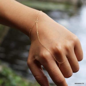 Parure de main plaqué or – bracelet bague femme