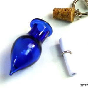 Porte clé fiole en verre message personnalisé