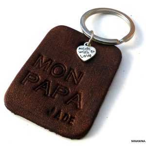 Porte clé homme cuir personnalisé et gravé à la main