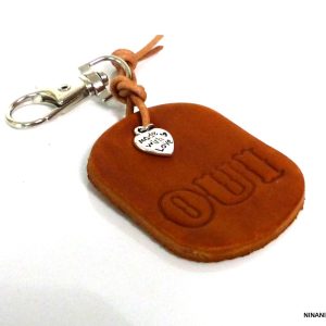 Porte clé personnalisé gravé homme pendentif cuir