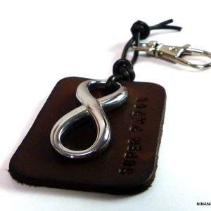 Porte cle infiniti personnalisé prénom pendentif acier inoxydable