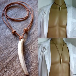 Collier homme tribal cordon cuir coco blanche