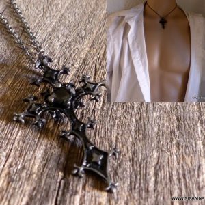 Pendentif croix gothique métal noir – Collier homme rock