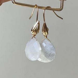 Boucles d&rsquo;oreilles femme pierre de lune plaqué or made in france