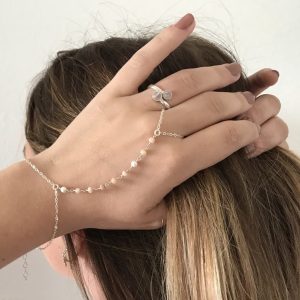 Bracelet bague – chaine de main argent opales roses artisanale