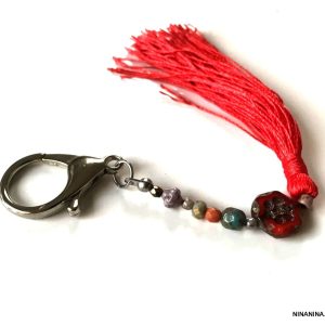Bijou de sac pompon rouge – Porte clé boheme femme