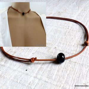 Collier agate noire cordon cuir homme et femme