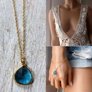 Pendentif topaze bleue sur chaine plaqué or femme