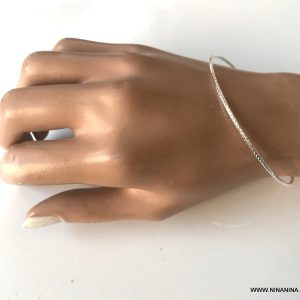 Jonc Argent femme fermé à facettes 65 mm