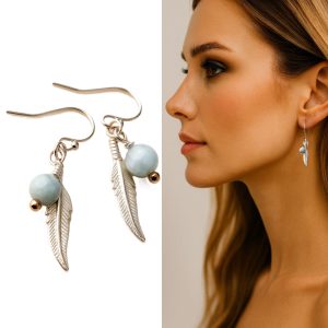Boucles d&rsquo;oreilles pendantes plume argent 925 et aigue marine naturelle artisanales