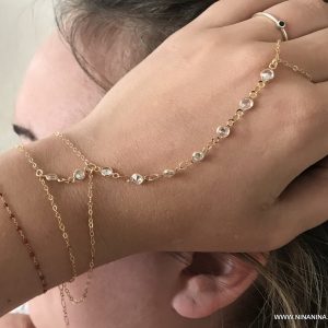 Bague Bracelet femme plaqué or – chaine de main zirconium