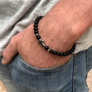 Bracelet avec une croix Acier inoxydable perle onyx noir