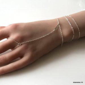 Bracelet bague chaine au poignet argent 3 tours