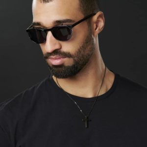 Collier Croix De Jesus Noire Acier Inoxydable Homme