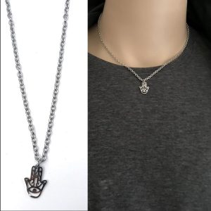 Collier main de fatma Acier inox pendentif vers le haut
