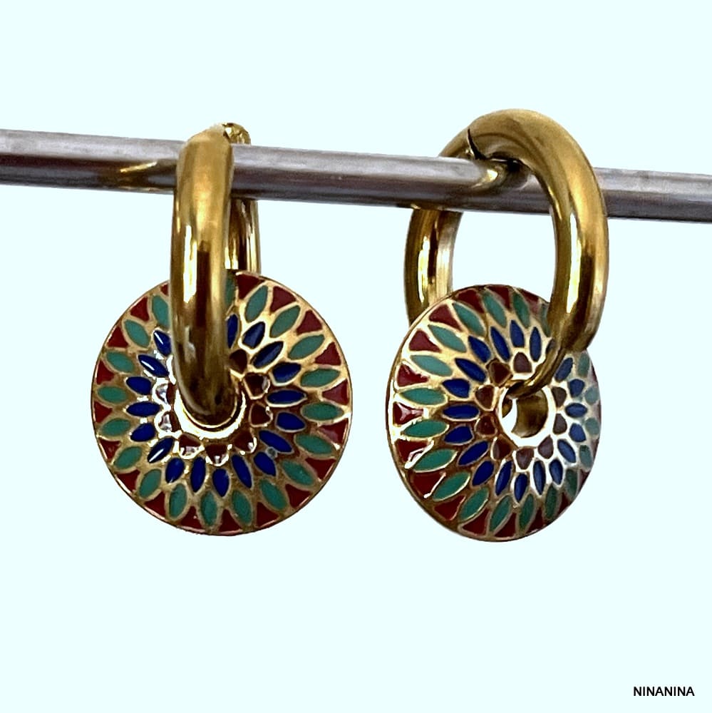 Boucles D’Oreilles Émaillées Disques Bleu Vert Rouge Acier Doré – Image 3