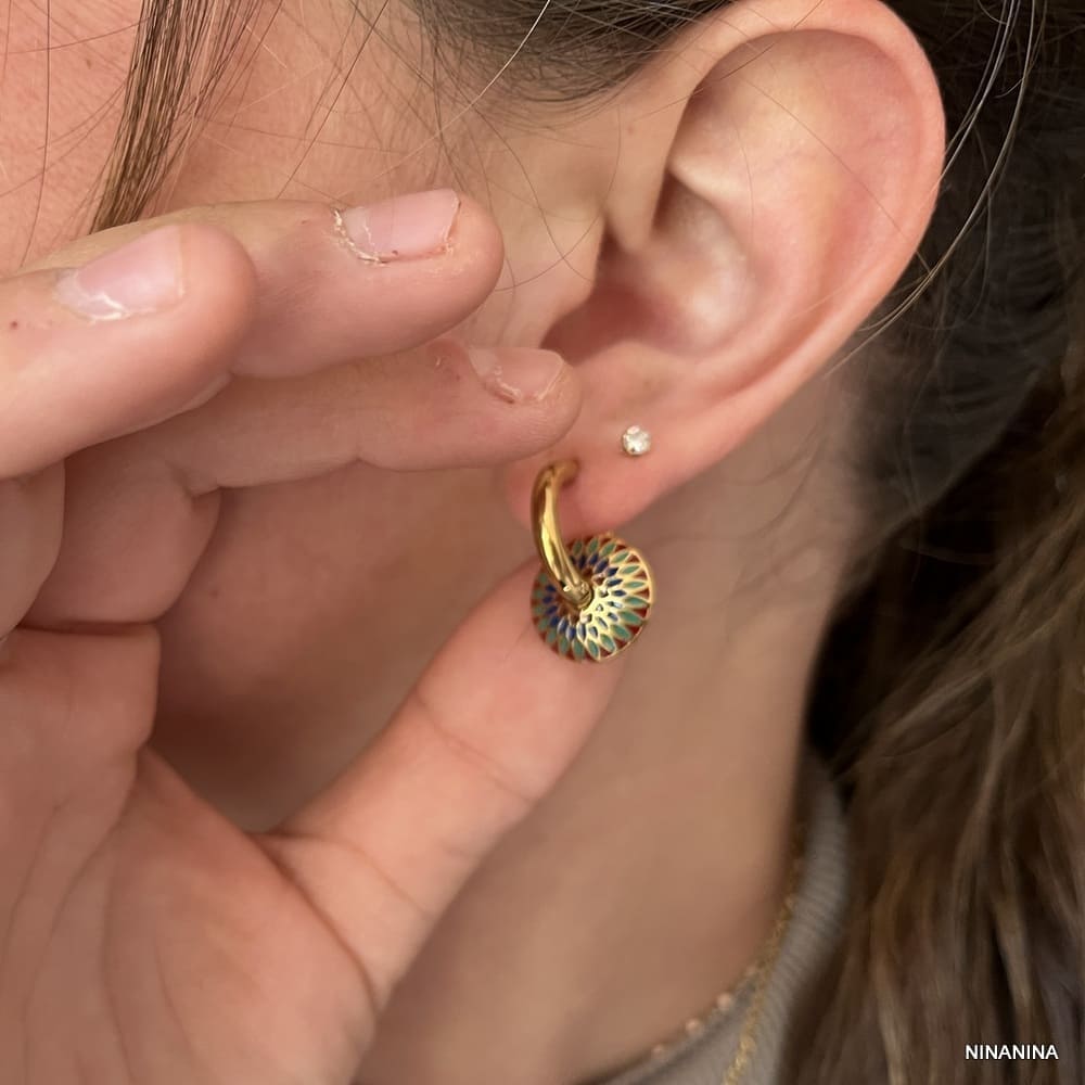 Boucles D’Oreilles Émaillées Disques Bleu Vert Rouge Acier Doré – Image 8