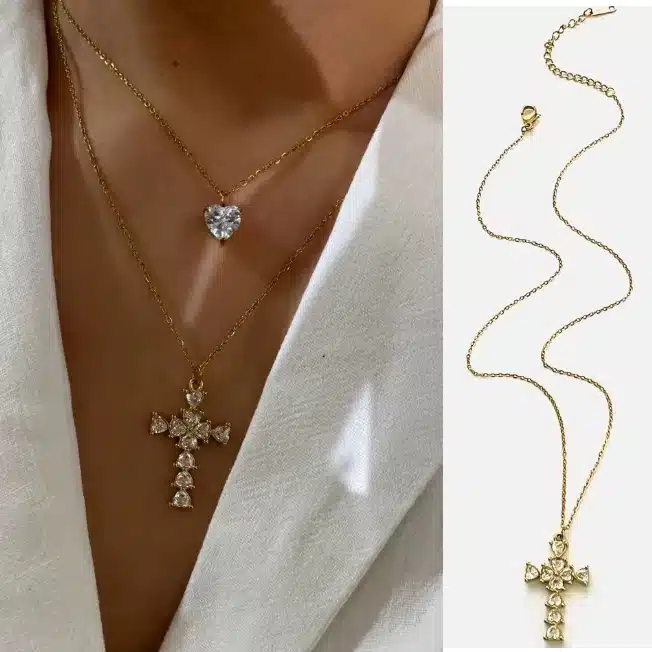 Collier croix doré femme artisanal – pendentif en strass brillants et chaîne fine ajustable